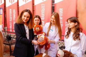 Місяць обізнаності про ментальне здоров’я: медичні університети України об’єдналися задля підтримки психічного здоров’я та добробуту