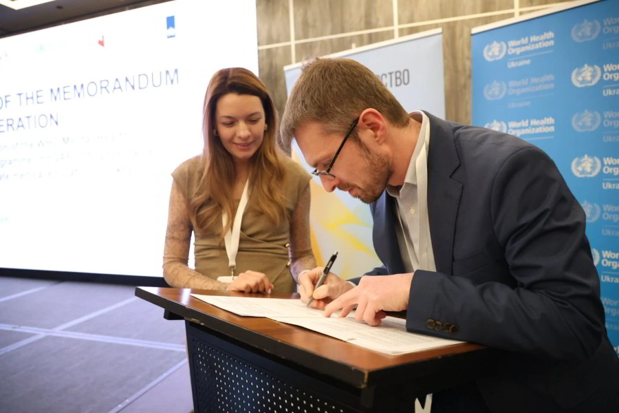 mhGAP інтегрується у вищу медичну освіту України – підписано меморандум