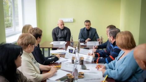 Уряд посилює фінансову підтримку медиків у прифронтових громадах: лікарні отримають додаткове фінансування на зарплати