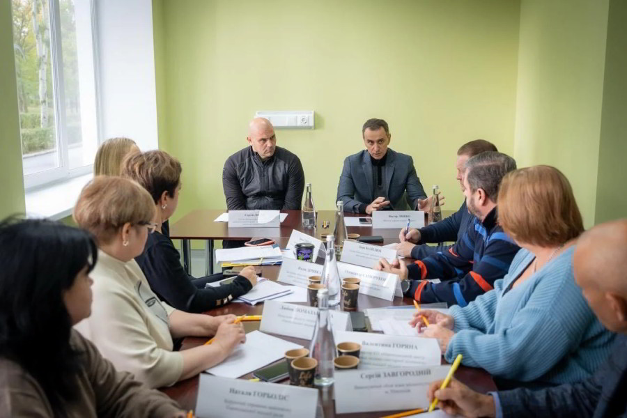 Уряд посилює фінансову підтримку медиків у прифронтових громадах: лікарні отримають додаткове фінансування на зарплати