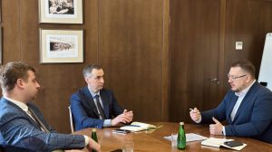 МОЗ і профспілки обговорили соціальний захист медиків та умови праці в галузі