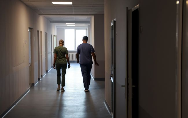 Медичні працівники, постраждалі внаслідок війни, можуть отримати державну допомогу від 200 тис до 1 млн грн